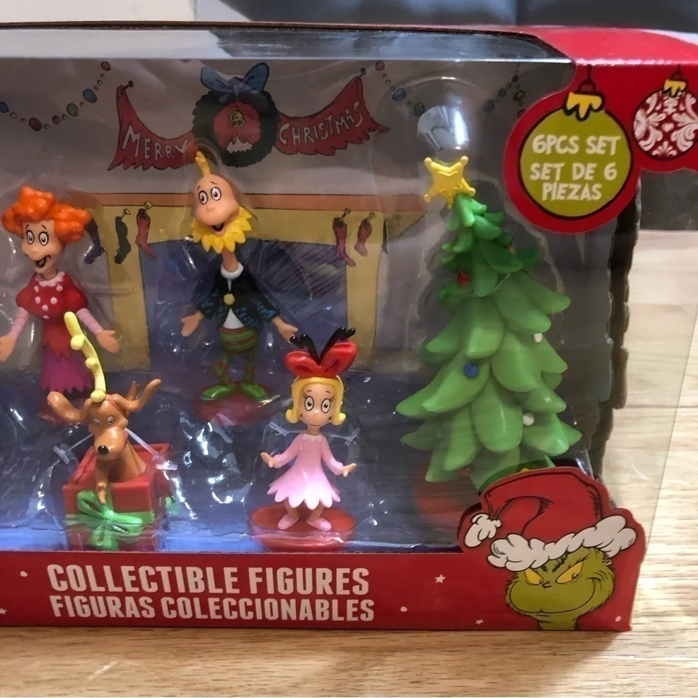 Grinch Collectible Figure Set Kids Toy NEW Dr. Seuss Cindy Lou Who Max Christmas